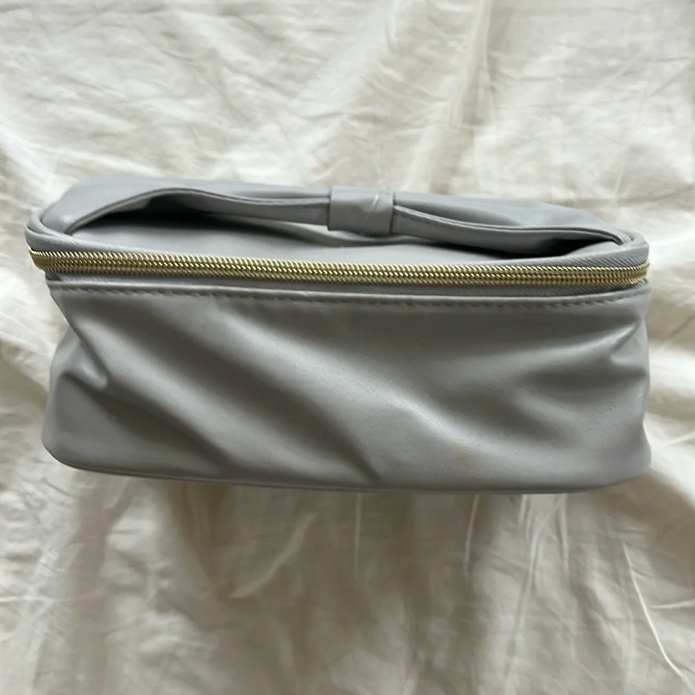 NEW Make up bag